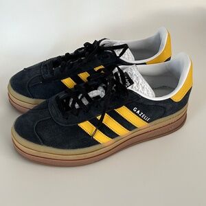 ADIDAS Gazelle Bold Shoes - LIKE. NEW - Size 9 US